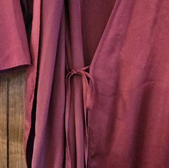 Cabernet Sleepwear Robe - Picture 5 of 7